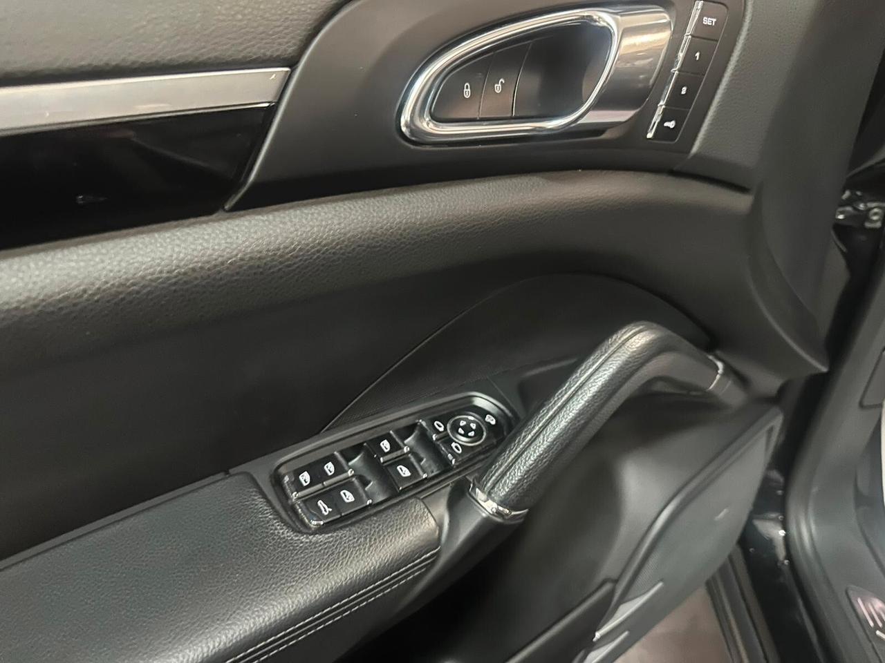 Porsche Cayenne 3.0 Diesel Platinum Edition