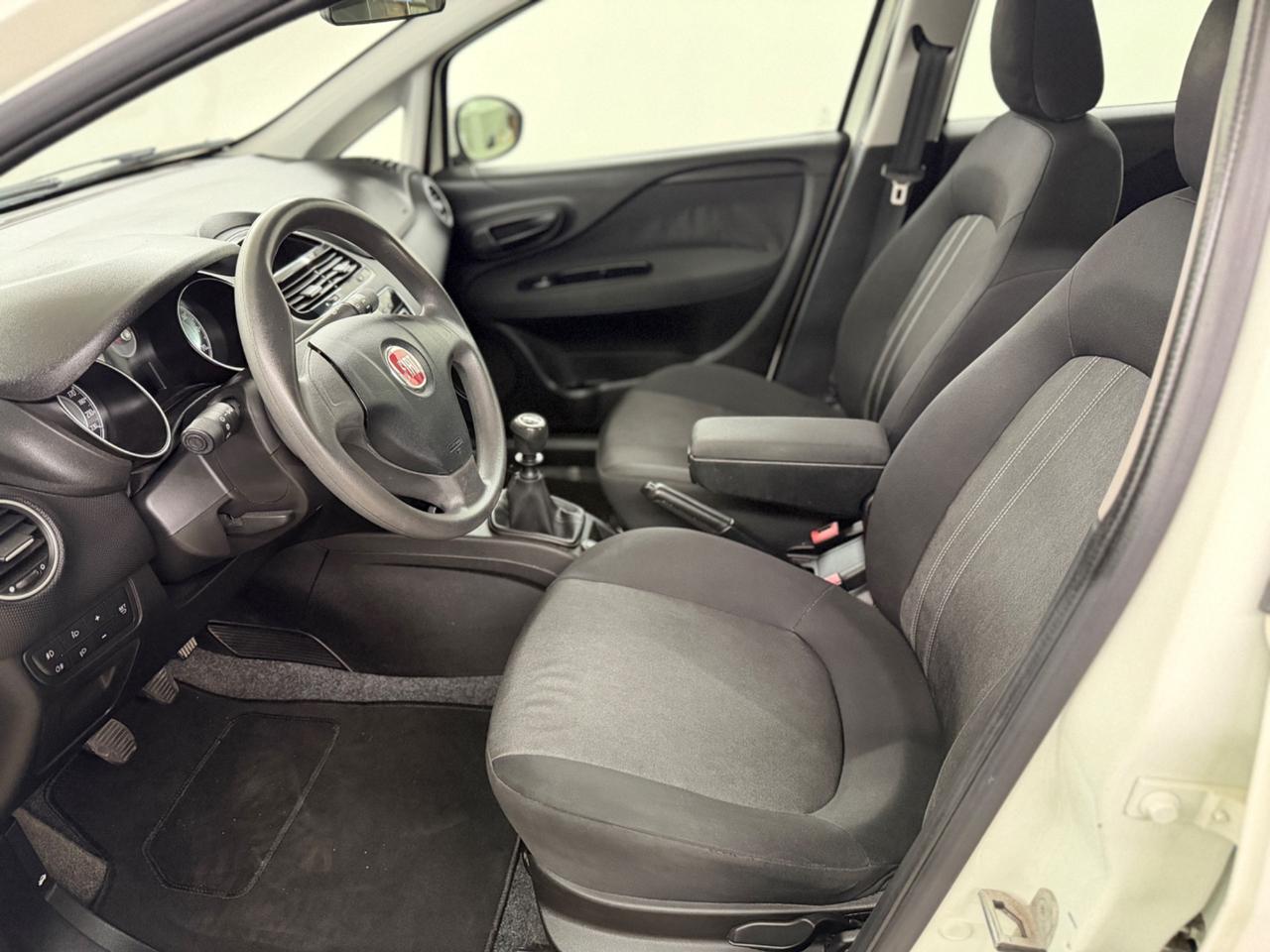 FIAT PUNTO (anno 2015)