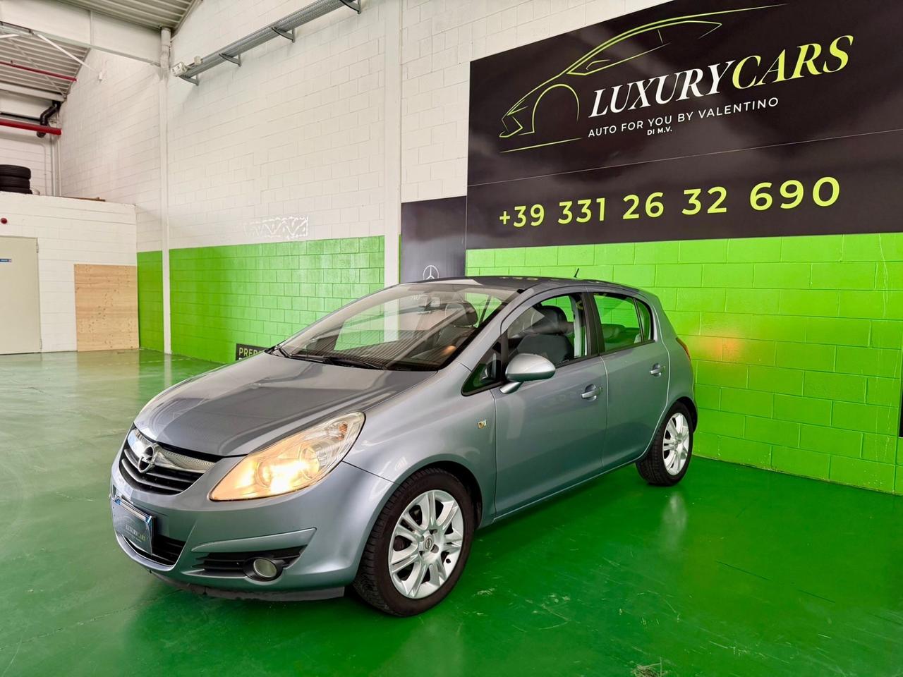 Opel Corsa 1.2 5 porte Easytronic Cosmo