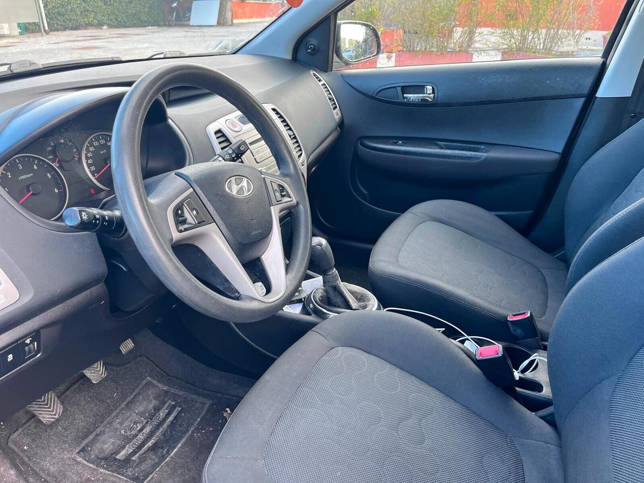 Hyundai i20 1.4 CRDi 5p. Sound Edition