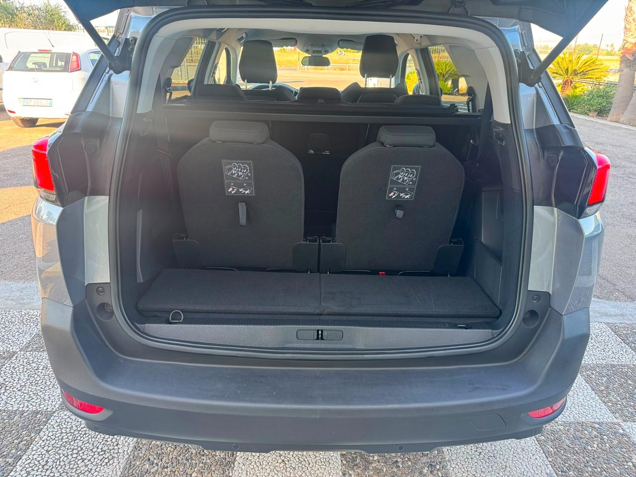 Peugeot 5008 1.5HDI 7POSTI 88.000KM