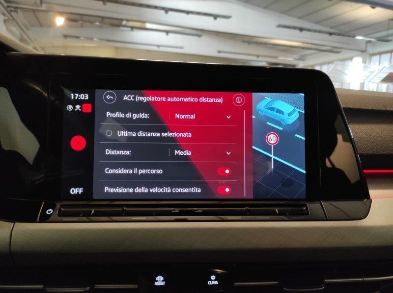 VOLKSWAGEN Golf 8ª serie - Golf 2.0 TDI 115 CV SCR Life