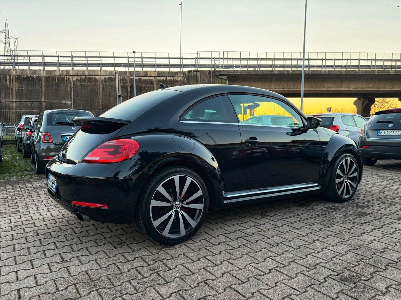 Volkswagen Maggiolino 2.0 TSI DSG Sport AUTOMATICA