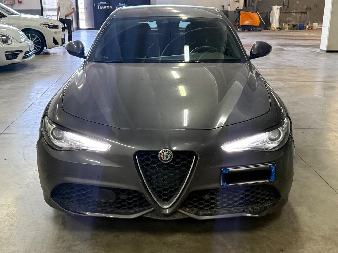 Alfa Romeo Giulia 2.2 Turbodiesel 160 CV AT8 Business
