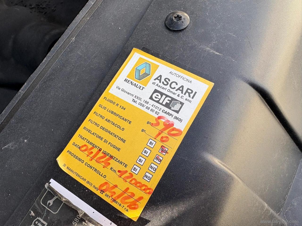 Master T28 2.3dCi135 PC-TM Furg. Ice