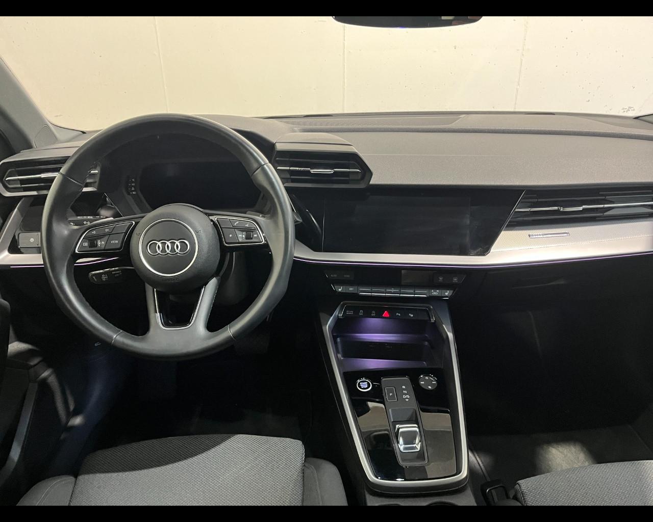 AUDI A3 SPORTBACK 35 TDI S-TRONIC S LINE EDITION