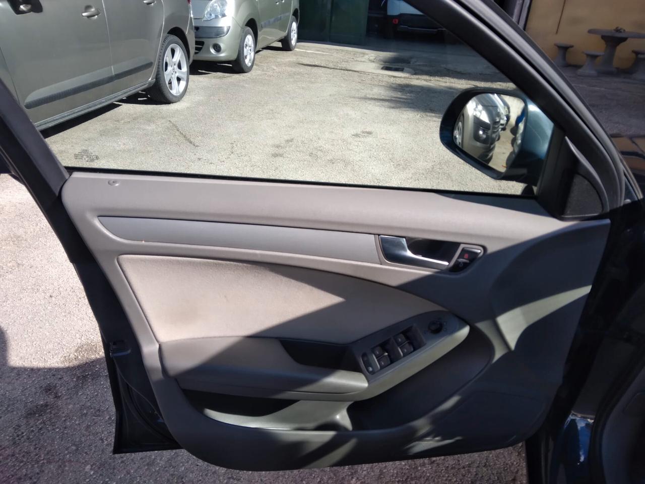 Audi A4 Avant 2.0 TDI Advanced 2009