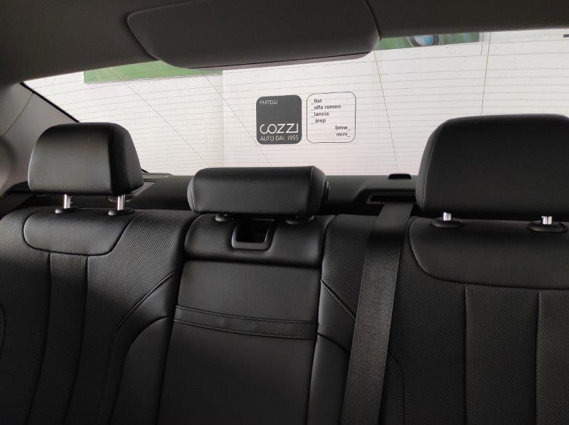 BMW Serie 5(G30/31/F90) - 520d 48V Business