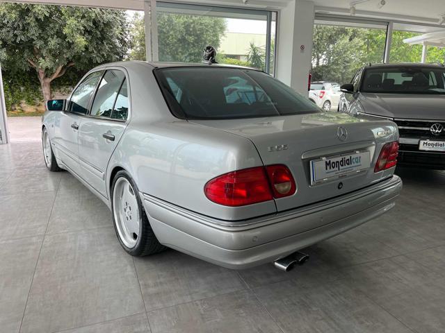 MERCEDES-BENZ E 55 E55 AMG 5.5 v8 Tetto navi Pdc iscritta asi