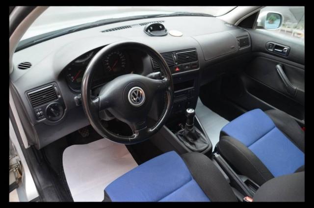 Volkswagen Golf Golf IV del 2000- 1.6 25 years 5p