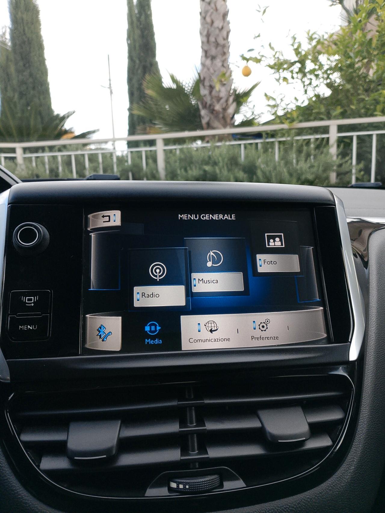 Peugeot 208 1.2 VTi 82 CV 5 porte Allure