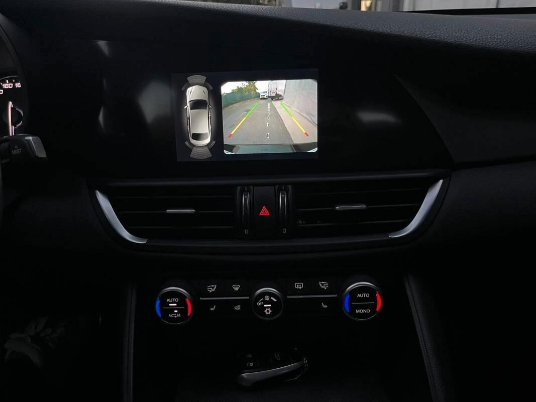 Alfa Romeo Giulia 2.2 t Super 180cv auto