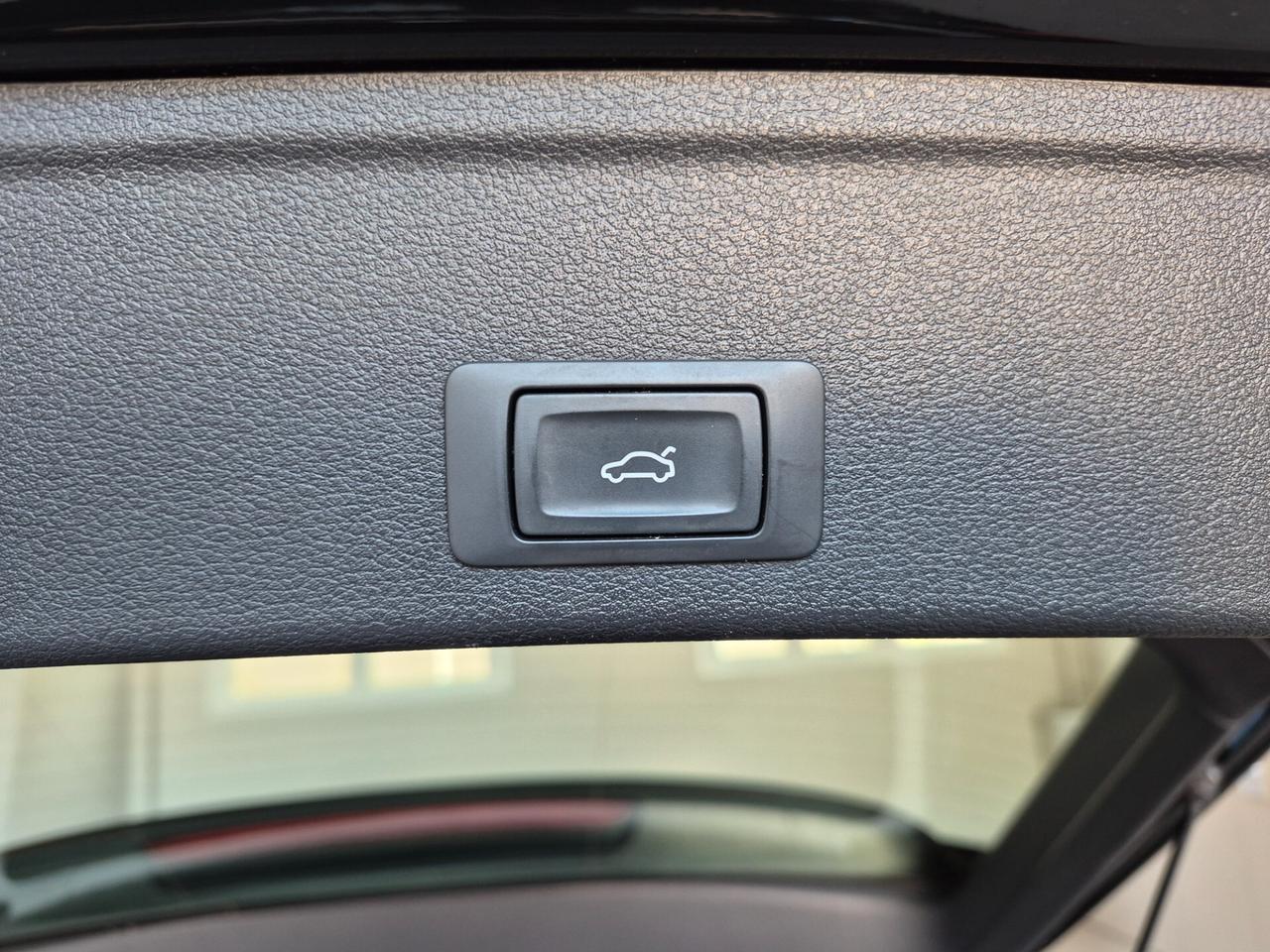 Audi A4 AVANT 2.0 TDI 150CV S-TRONIC LED NAVI CLIMA 3 ZONE SEDILI RISC. WIRELESS