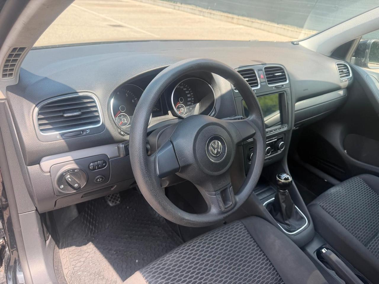 Volkswagen Golf 1.4 Gpl - NEOPATENTATI - 12 MESI DI GARANZIA -