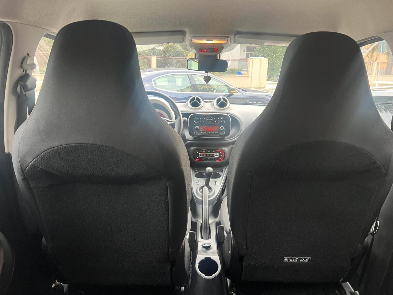 SMART FORFOUR 70 1.0 TWINAMIC PASSION AUTOM. NEOP.