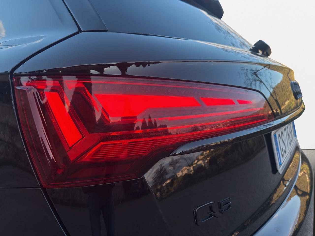 Audi Q5 40 TDI 204 CV quattro S tronic line plus - 2024