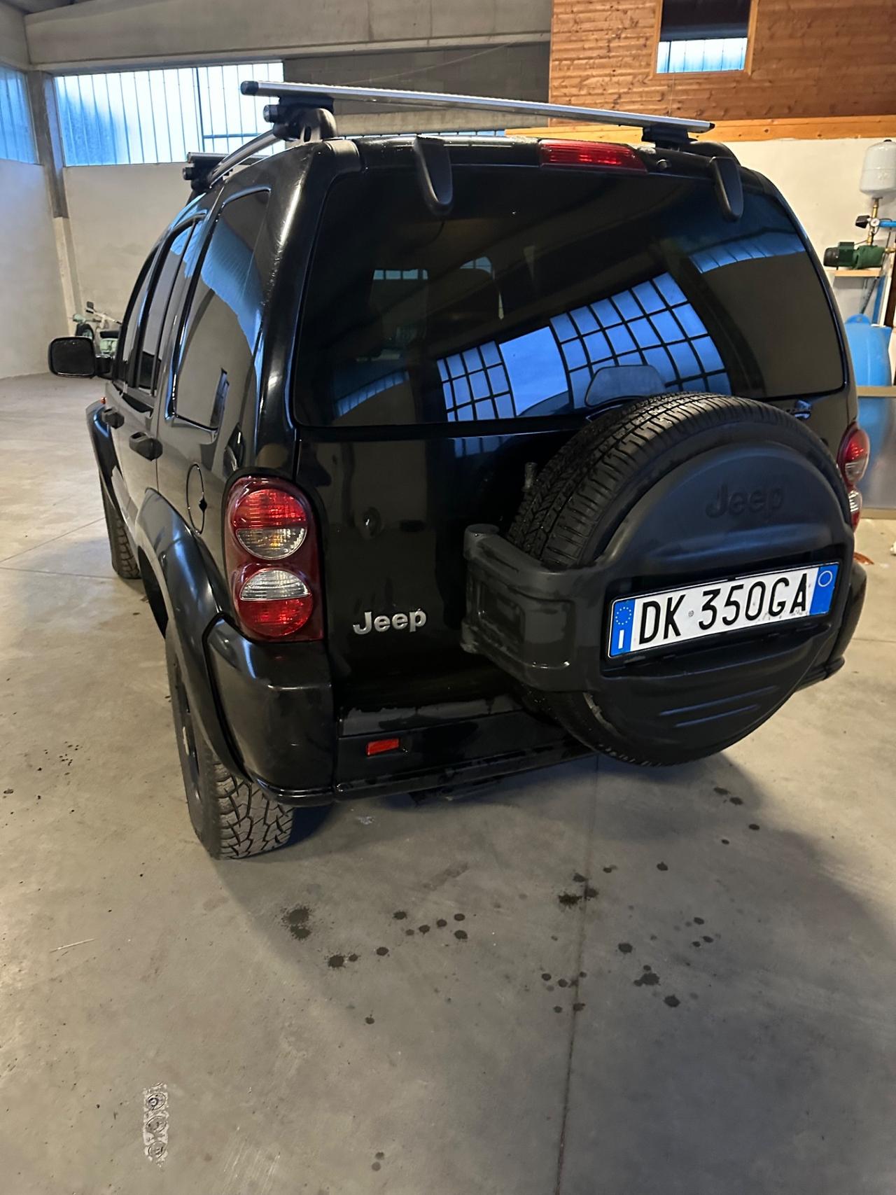 Jeep Cherokee 2.8 CRD Sport