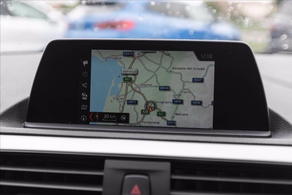 BMW 118i Advantage 5p auto del 2017