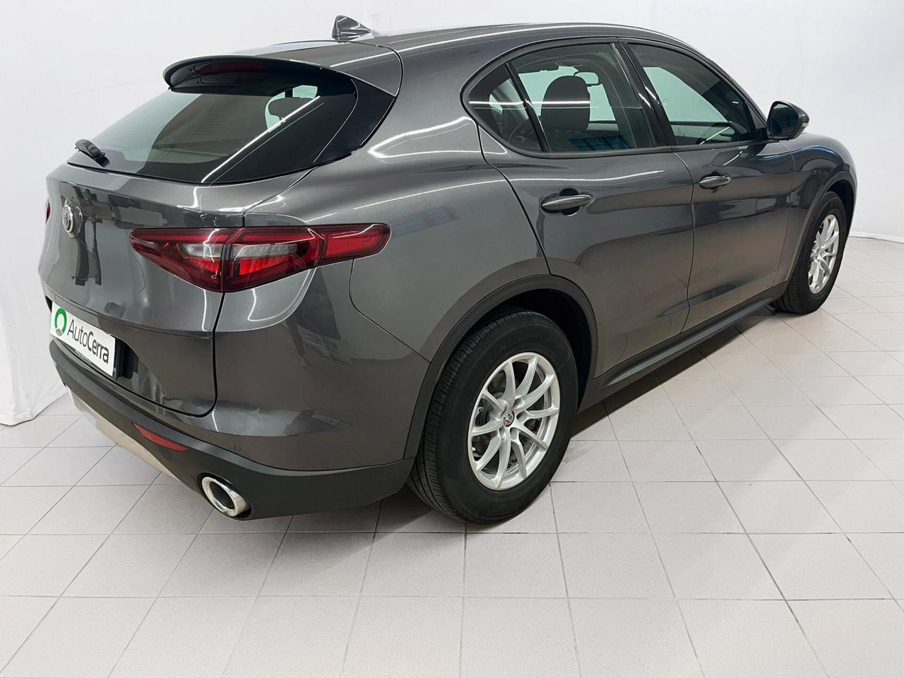 Alfa Romeo Stelvio 2.2 Turbodiesel 160 CV AT8 RWD Business