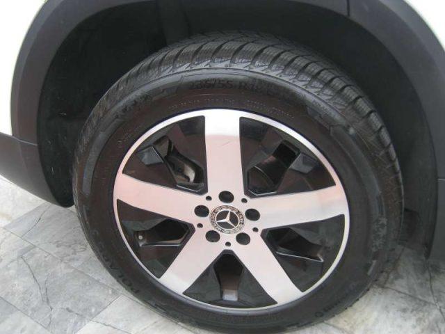 MERCEDES-BENZ GLB 200 D AUTOMATIC SPORT PLUS