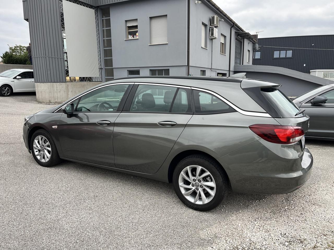 OPEL ASTRA 1600 CDTI SW 110 CV 6M
