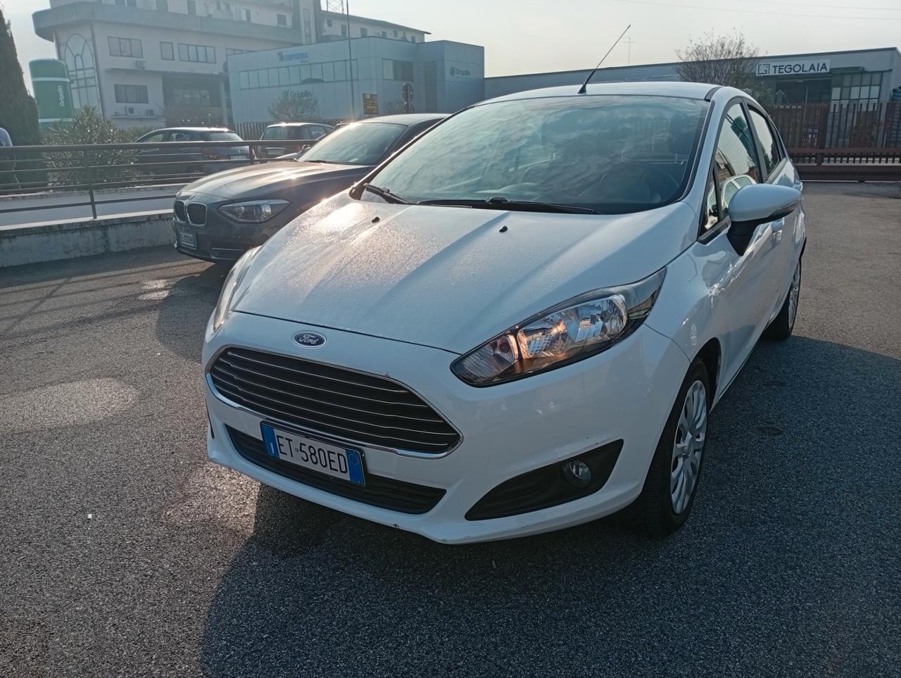 Ford Fiesta 1.5 TDCi 75CV 5 porte NEOPATENTATI OK