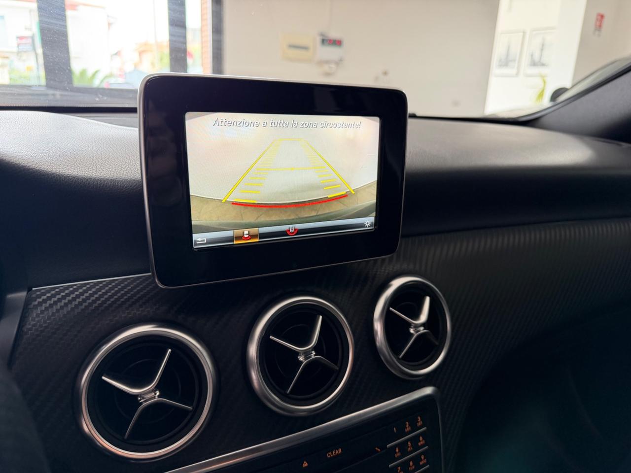 Mercedes-benz A 180 d Premium AMG