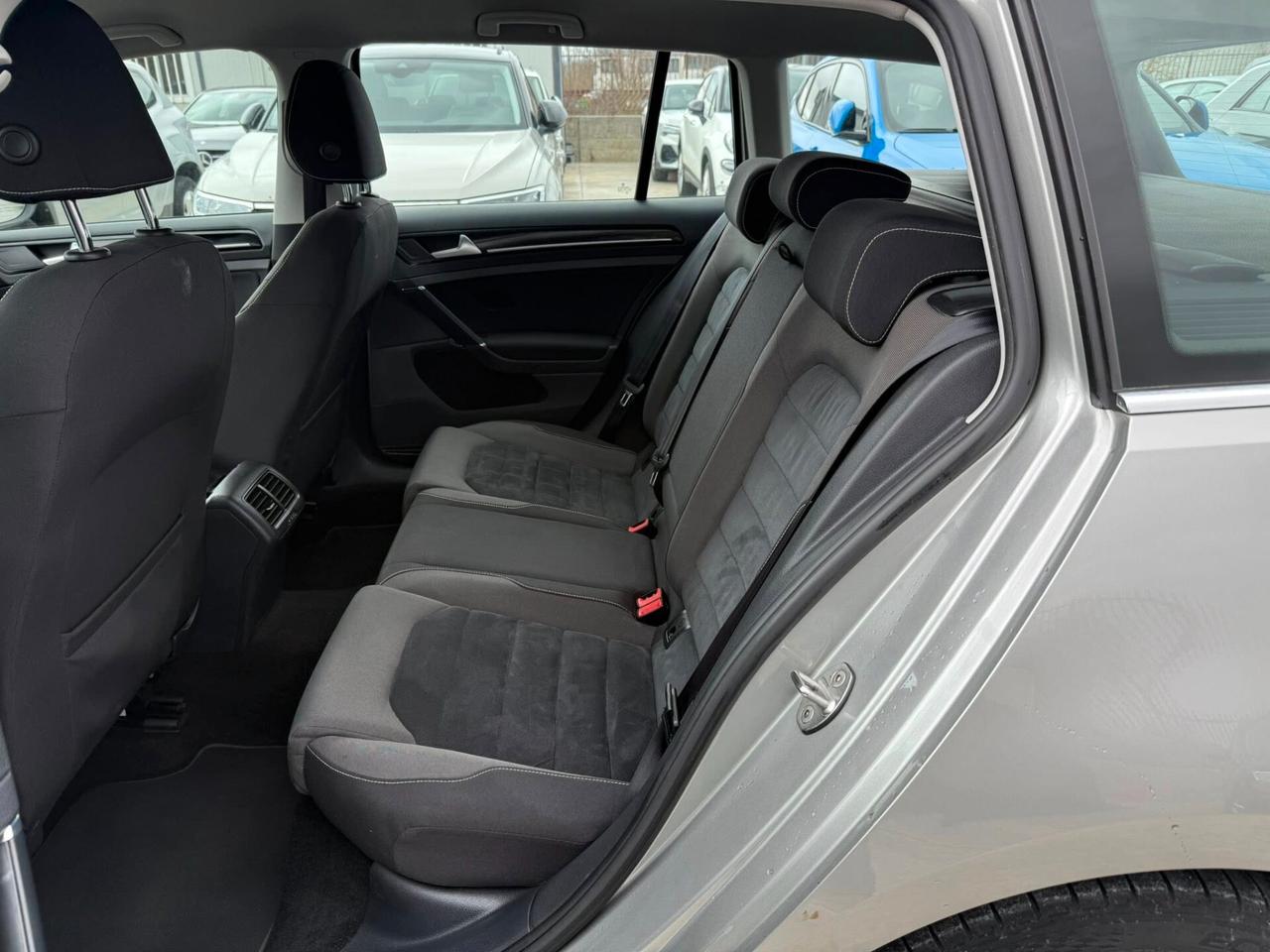Volkswagen Golf Variant 1.6 TDI 105 CV Highline -UnicoP-