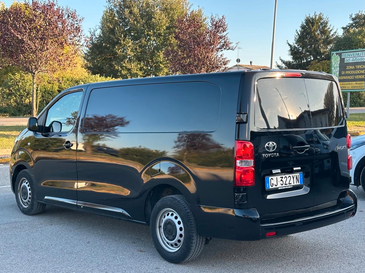 Toyota Proace 2.0D 144 CV L2 14q Active