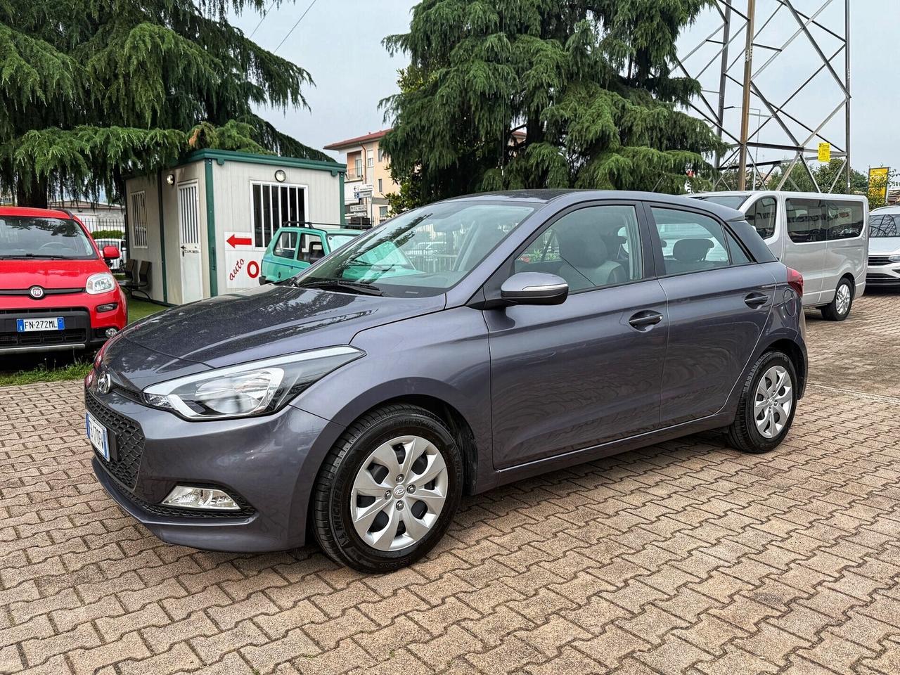 Hyundai i20 1.2 5 porte OK NEOPATENTATI