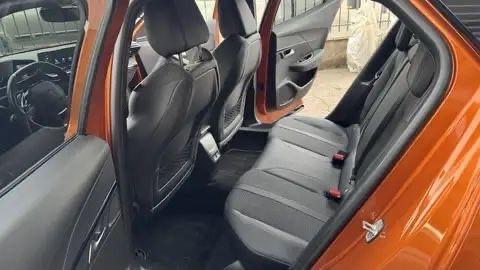 Peugeot 2008 PureTech 130 S&S EAT8 Allure