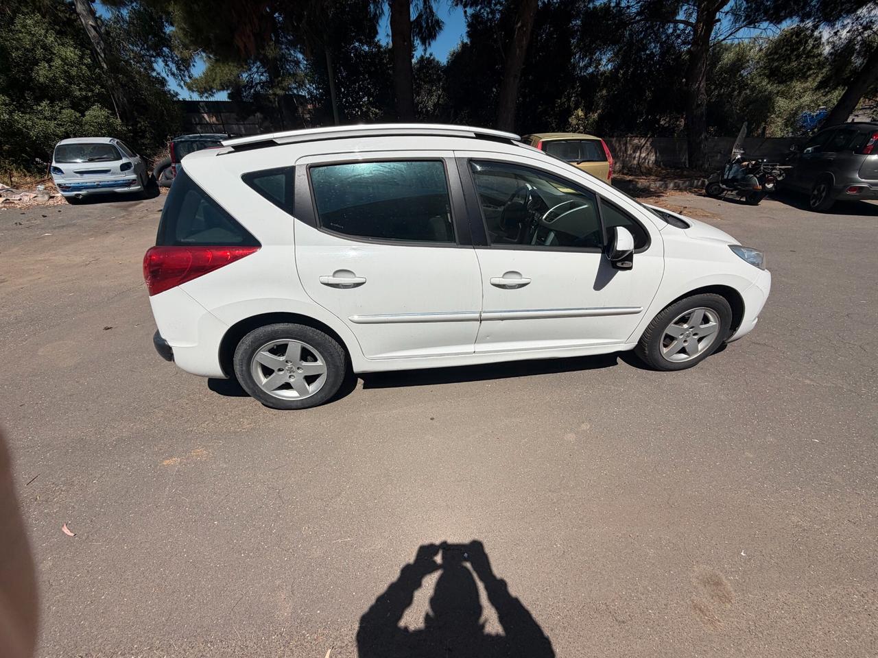 Peugeot 207 1.4 8V 75CV SW Sweet Years