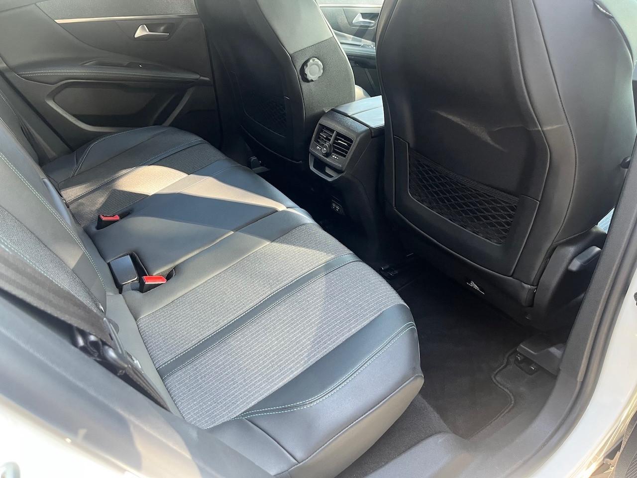 Peugeot 3008 BlueHDi 130 S&S Allure Pack