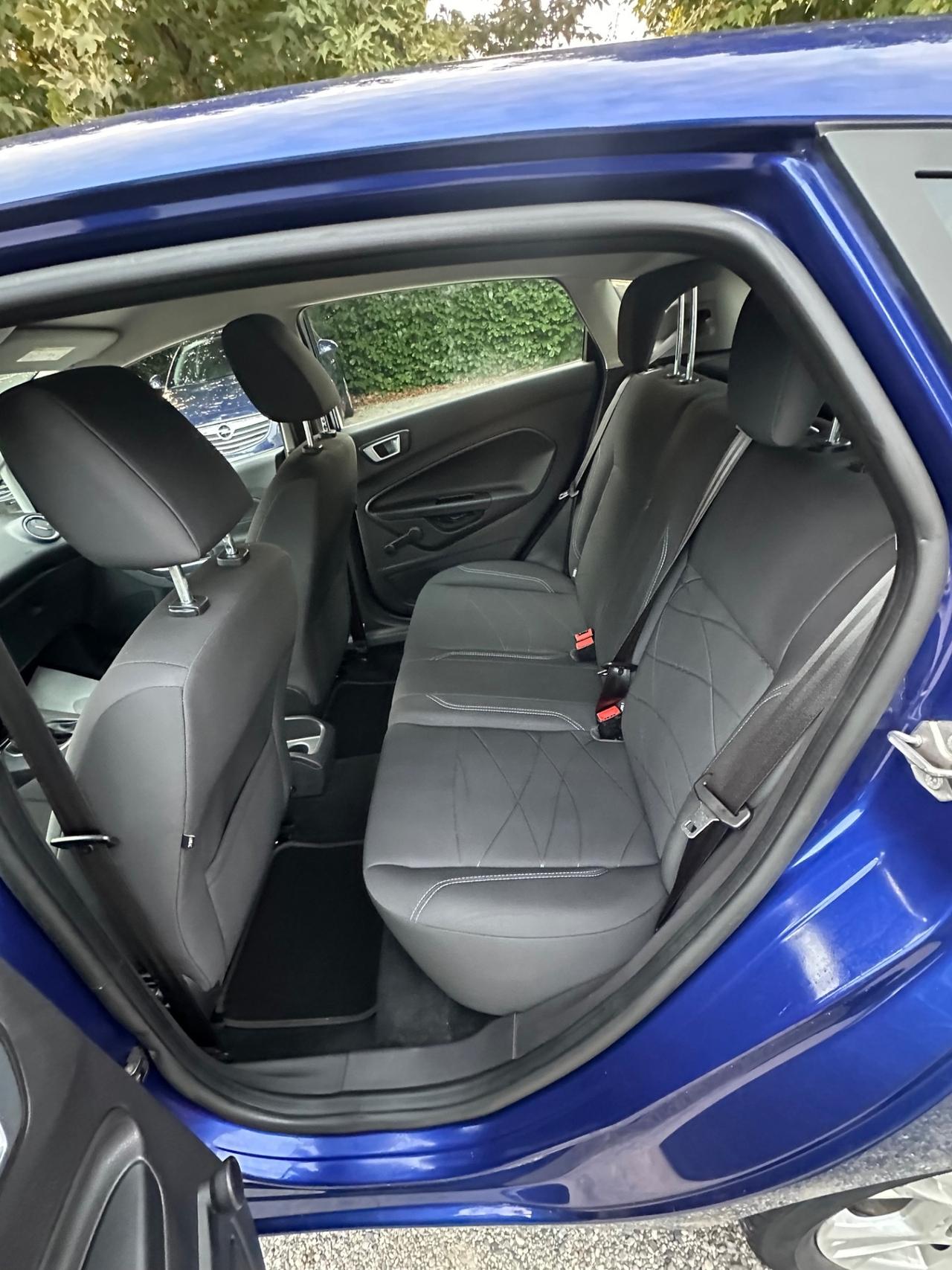 Ford Fiesta 1.2 60CV 5 porte Titanium