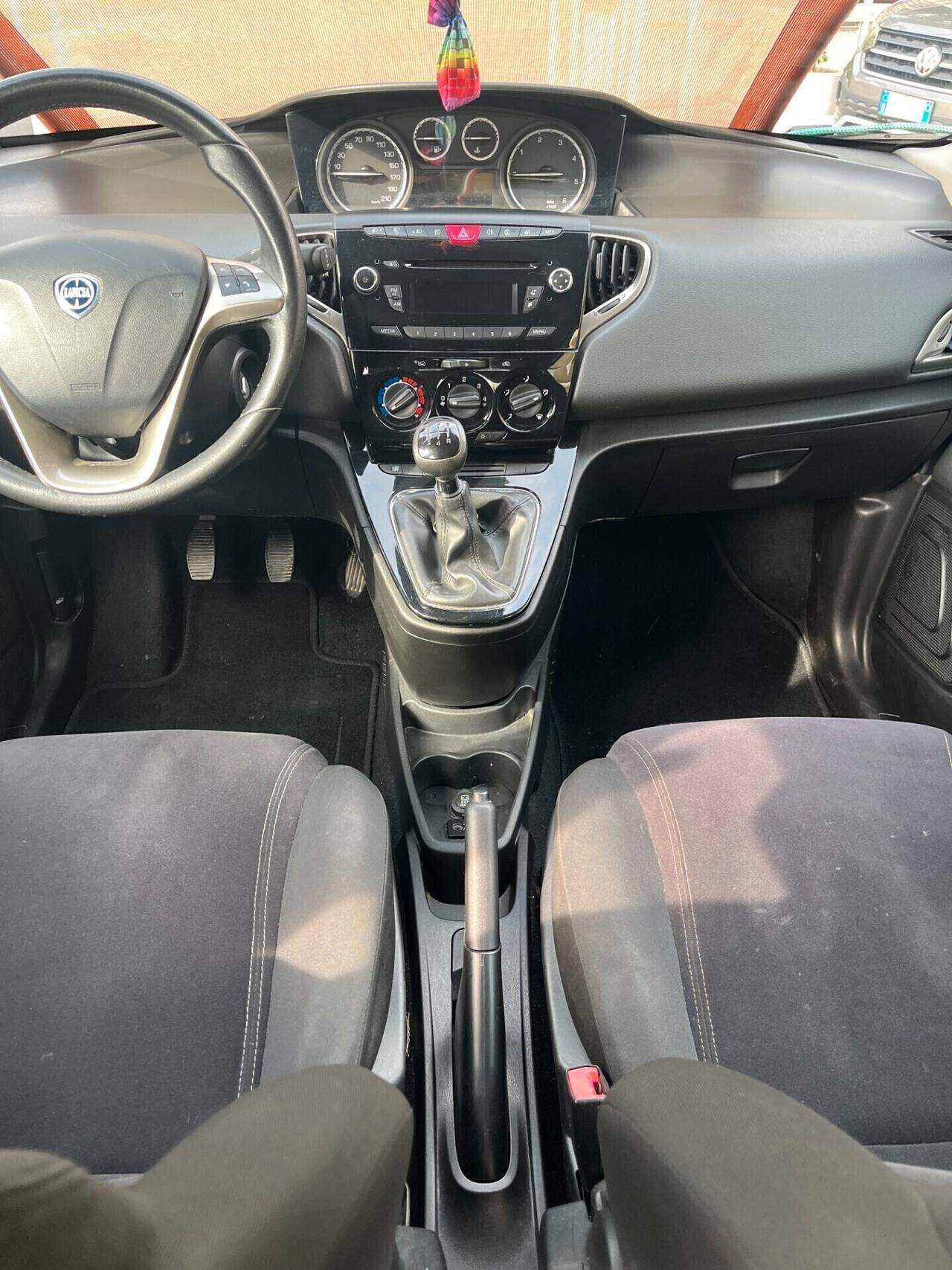 LANCIA YPSILON 1300 M-JET 95 CV KM CERTIFICATI UNICO PROPRIETARIO