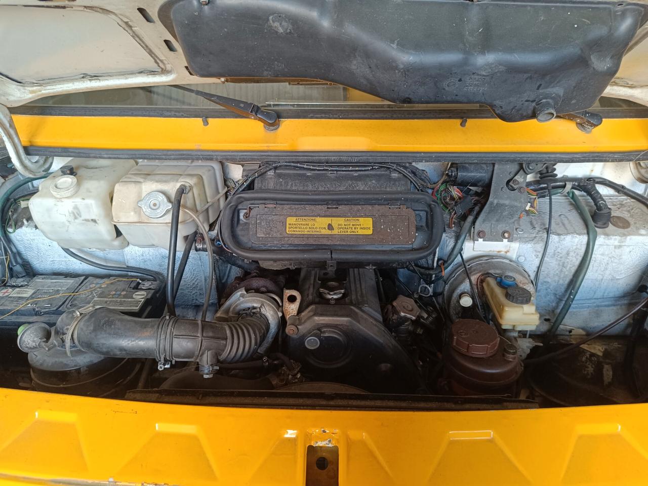 Iveco Daily Carroattrezzi 2.5 TD Patente B scarrabile