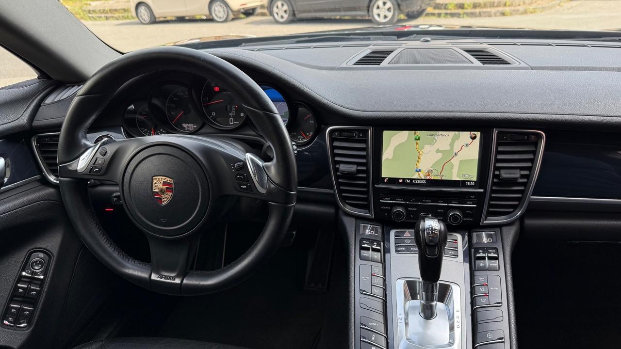 Porsche Panamera 3.0 Diesel 250cv