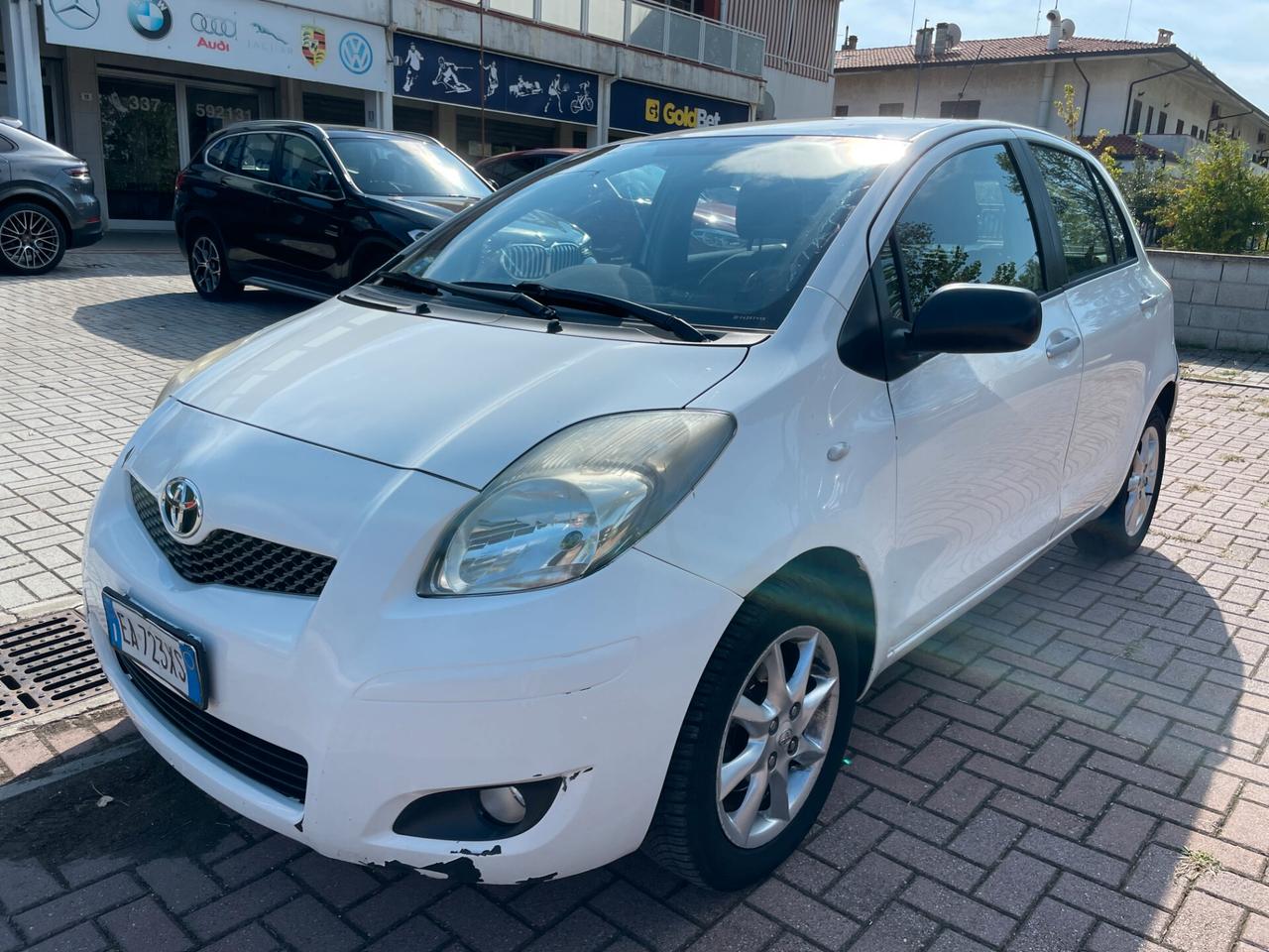 Toyota Yaris 1.0 5 porte Sol GPL