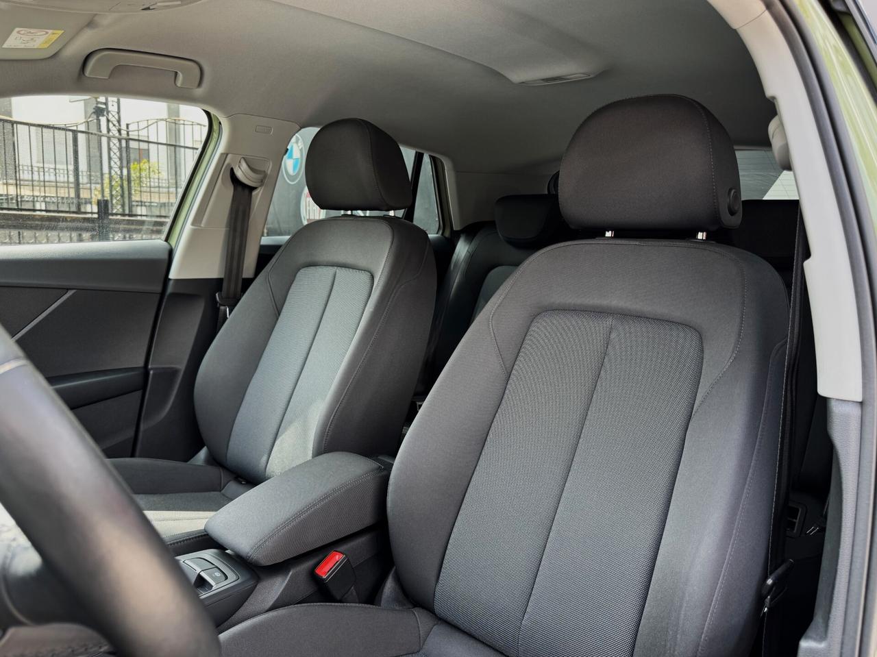 Audi Q2 30 TDI Identity Black S-tronic S line 116CV