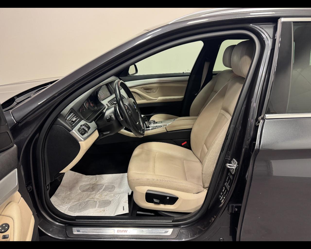 BMW 520D TOURING XDRIVE LUXURY AUTO 190CV