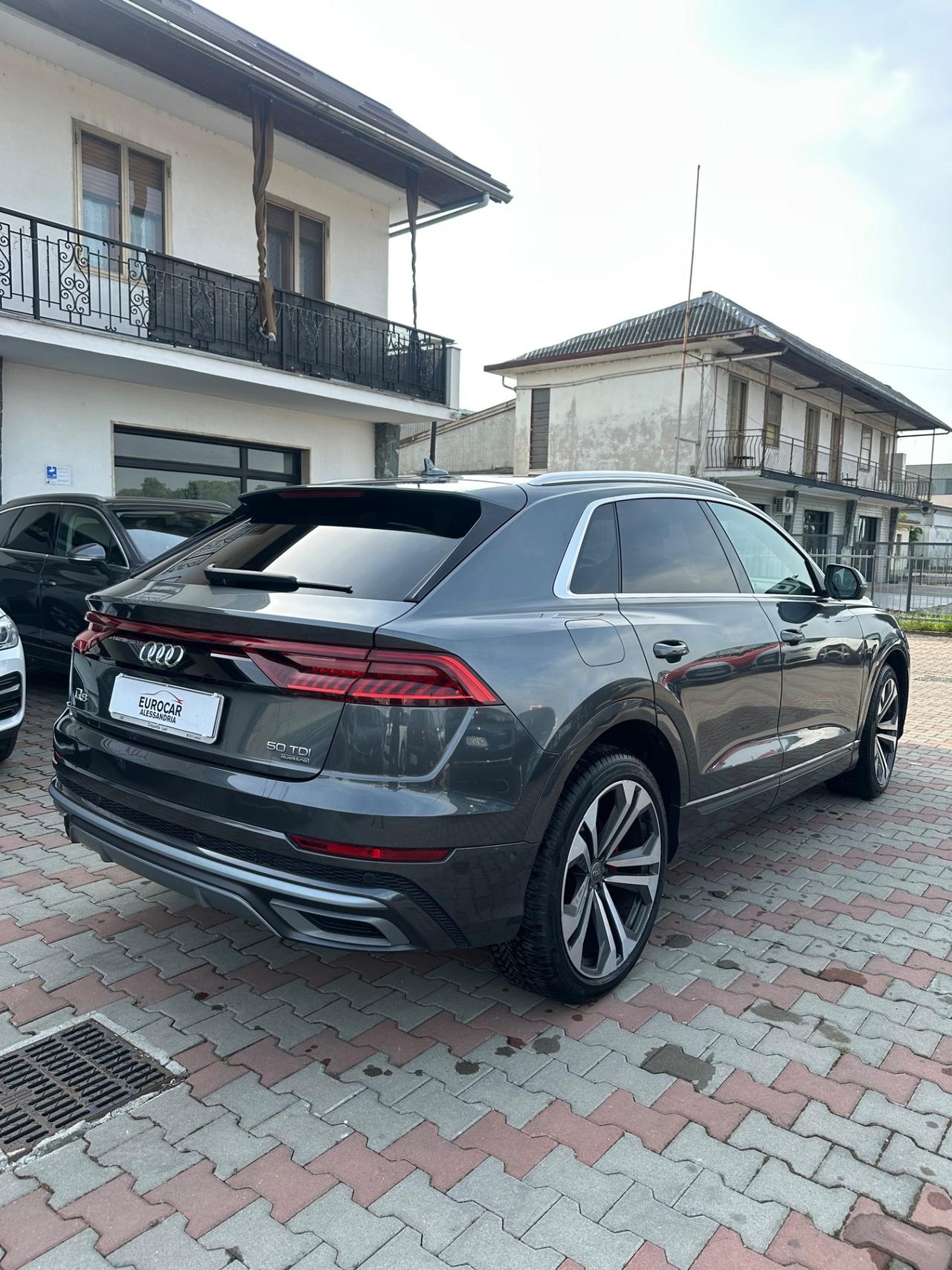 Audi Q8 50 TDI 286 CV quattro tiptronic