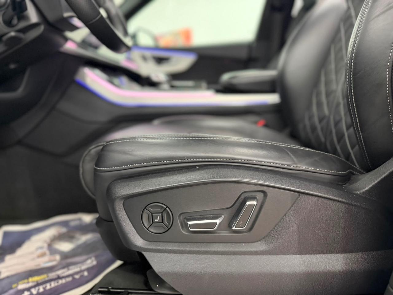 Audi Q8 SQ8 TFSI quattro tiptronic