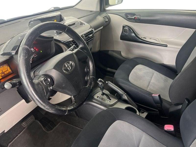 Toyota iQ iQ 1.0 Active (sol) cvt E5