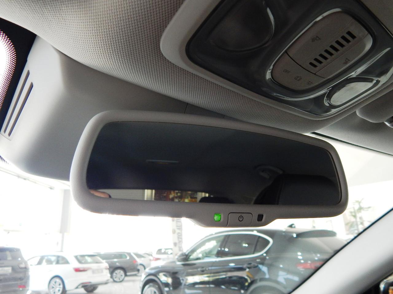 Fiat Tipo 5p 1.6 mjt Cross S&S NAVI-PARK-RADAR-LED