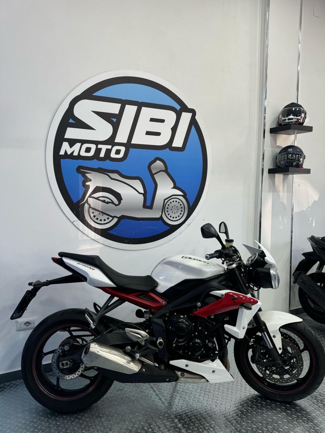Triumph Street Triple 675