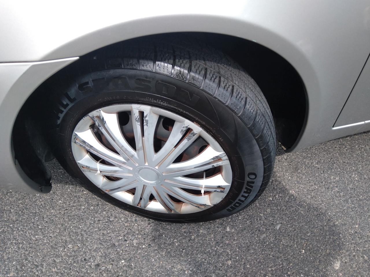 Fiat Punto 1.2i 16V cat 5 porte HLX x neopatentati