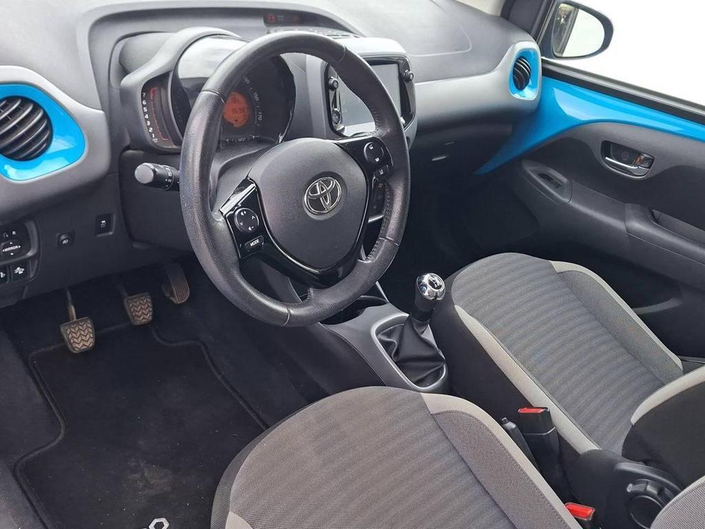 Toyota Aygo 5 Porte 1.0 VVT-i x-play
