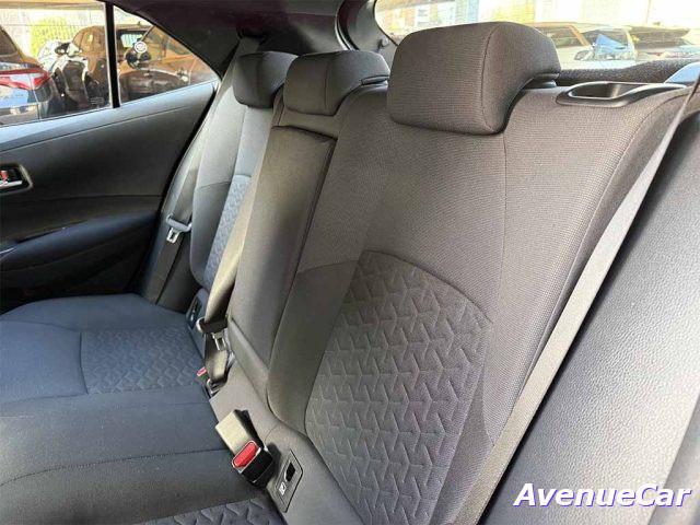 TOYOTA Corolla 1.8h Active cvt TELECAMERA CARPLAY PREZZO REALE