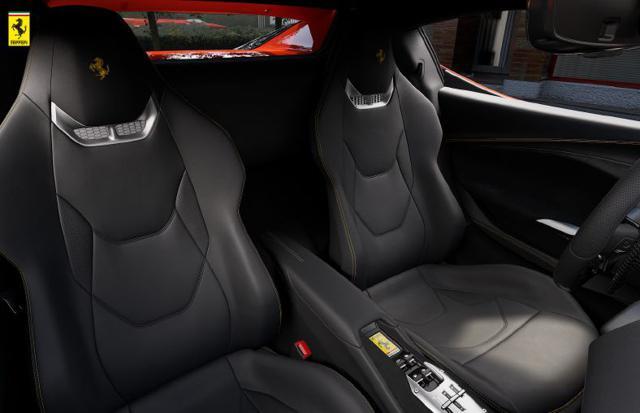FERRARI 296 GTS PRONTA CONSEGNA-UFFICIALE ITALIA