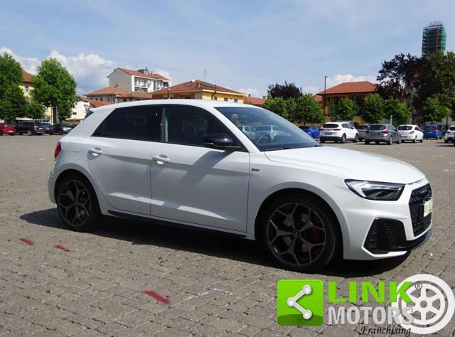 AUDI A1 SPB 40 TFSI S tronic Identity Black S Line